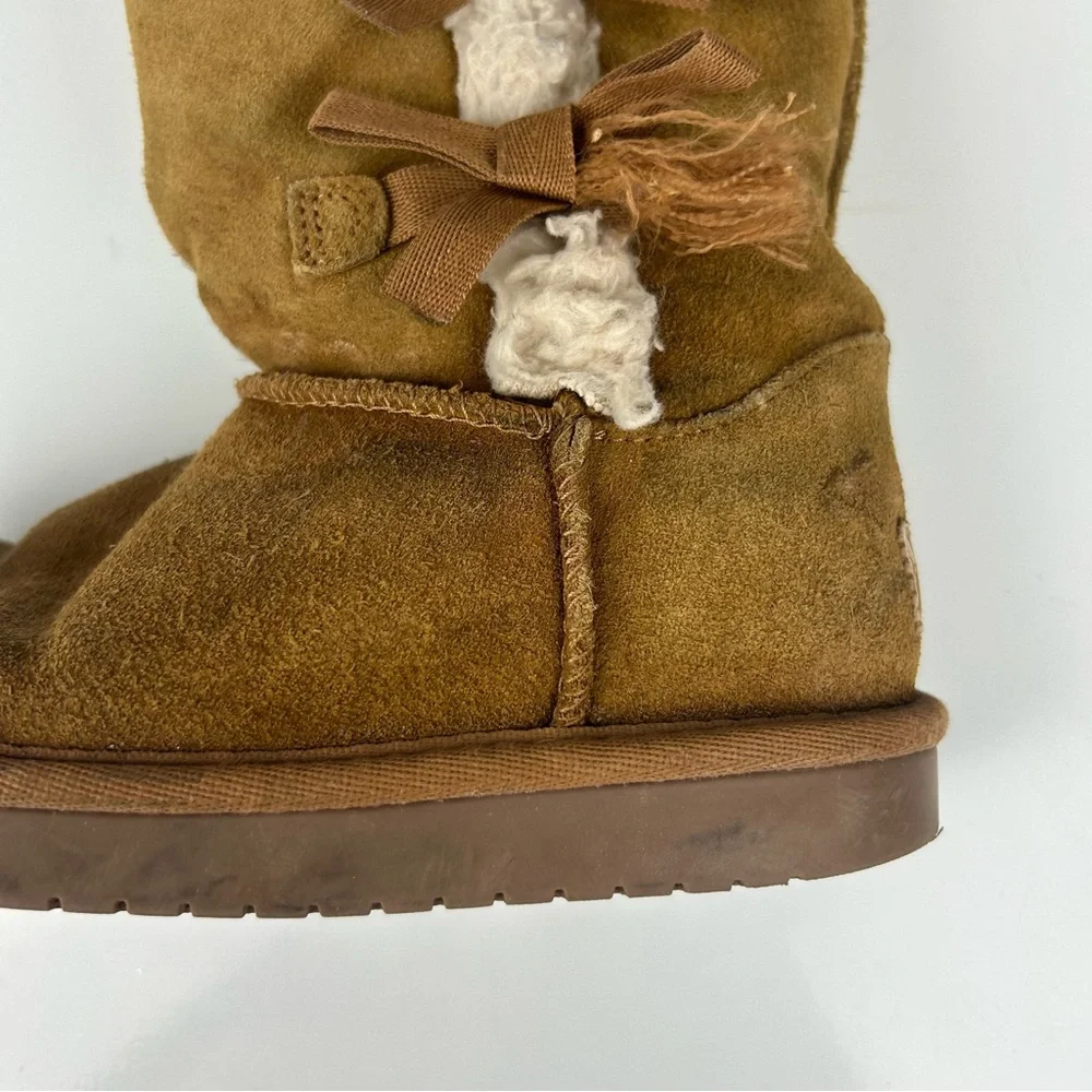 Koolaburra by Ugg Victoria tall tan suede faux fur boots girls size 2